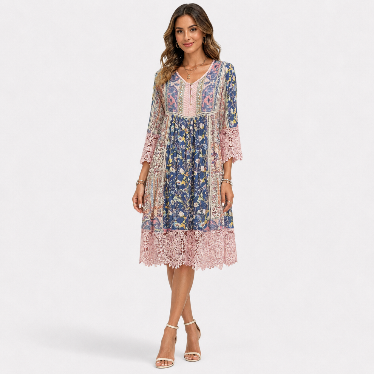 Casey - Boho šaty s krajkou a vintage květinovým vzorem