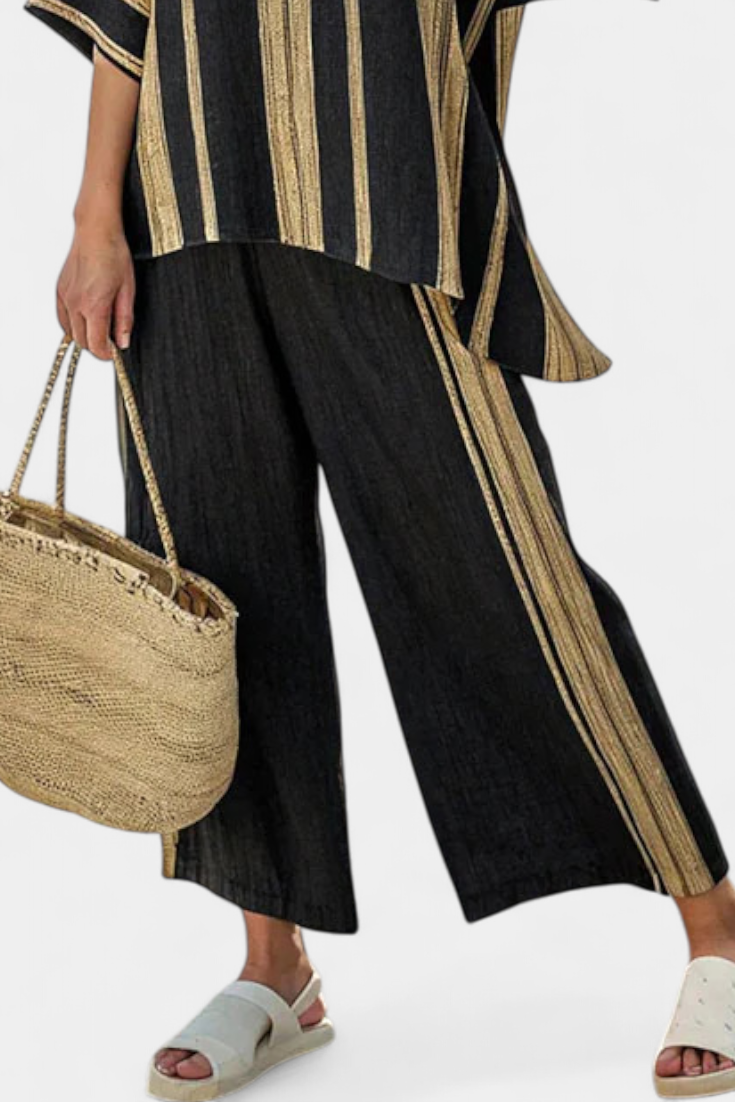 Adéla – pohodlný oversized pruhovaný top a uvolněné lněné kalhoty